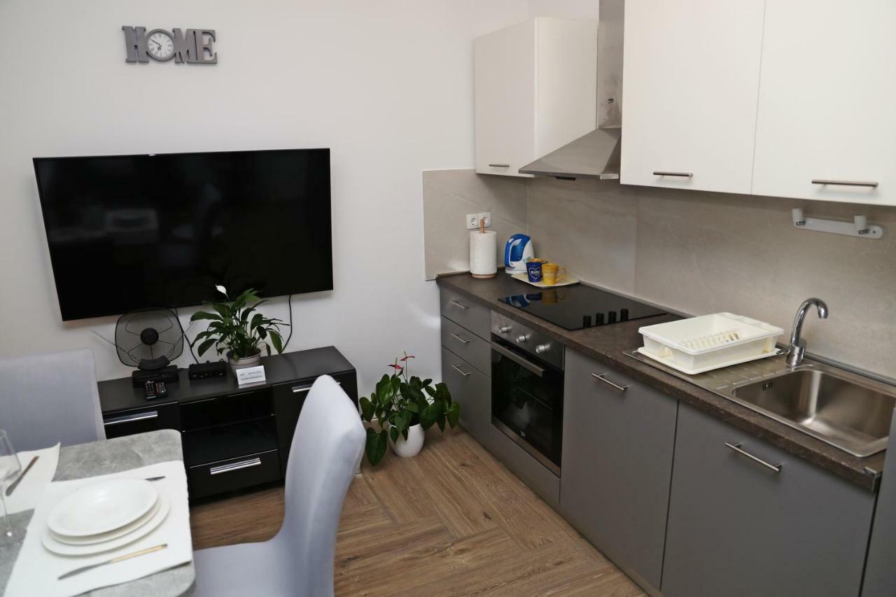 לומבארדה Apartment R&M מראה חיצוני תמונה